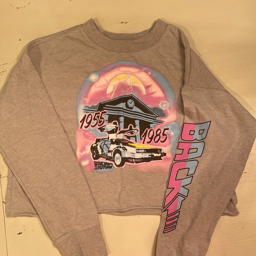 Gap teen cropped long sleeve T-shirt size medium